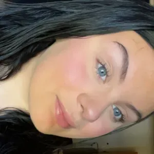 Baby-sitter expérimenté en Vendée 