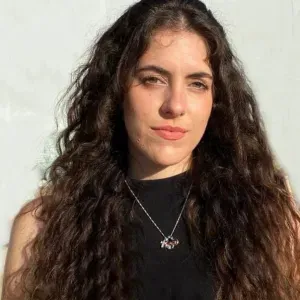 Niñera divertida y responsable