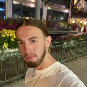 Étudiant sérieux et motivé pour tout job