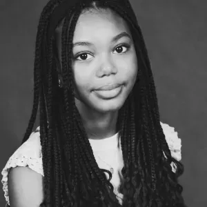 Lycéenne disponible pour babysitting à Nice