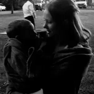 Baby sitter ayant 4 frère et sœur et Bretagne