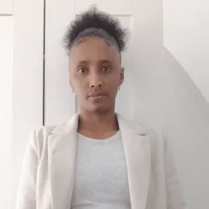 Empregada de limpeza responsável em faro 