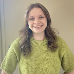 Garde d'enfants débutante mais volontaire et dynamique