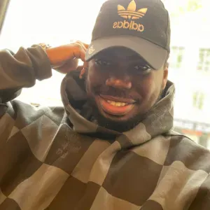 Aide à domicile polyvalent  disponible à Lyon