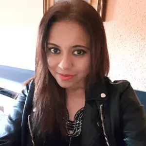 DONNA DELLE PULIZIE PER UFFICI, CASE, OSPEDALI E SCUOLE