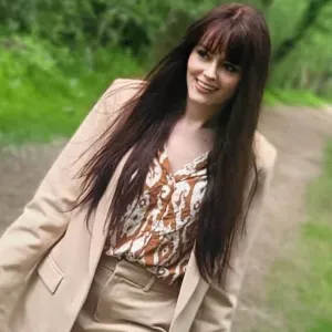 Nous recherchons une accompagnatrice/Nounou