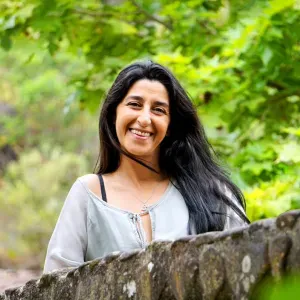 Babysitter com experiência e formação 