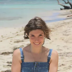 Recherche dame de compagnie