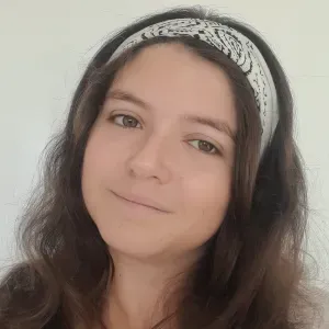 Baby-sitter expérimentée a Laval