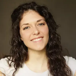 Disponible pour garder, balader et chouchouter votre chien !