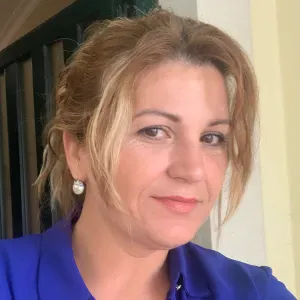 Empregada de limpeza experiente 