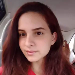 Empregada de limpeza ,responsável e detalhista pode confiar.