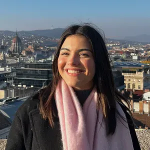 Babysitter com experiência em Braga