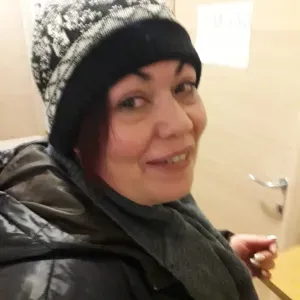 Addetta alle Pulizie Professionali e Gestione Domestica 