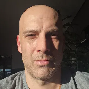 Oferta de emprego para uma empregada de limpeza em Póvoa...