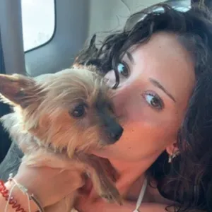 Éléa, la fille qui préfère les animaux 🐶🐱