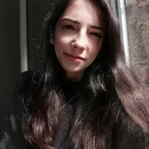 Besoin d'une pet-sitter pour votre petite boule ?