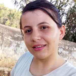 Empleada de limpieza en Altura con disponibilidad