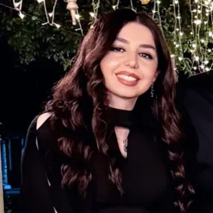 Experienced babysitter looking for a mini job