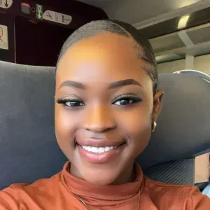 Baby-sitter étudiante garde ponctuelle à Poitiers et Orléans