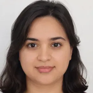 Baby-sitter sérieuse et attentionnée à Paris