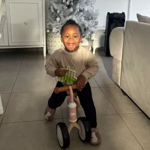 Je recherche une baby-sitter 