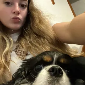 Baby-sitter calme avec expérience familiale à Bordeaux 👶🧸