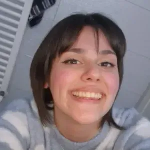 Insegnante di Chimica Inorganica, Biologia e Inglese