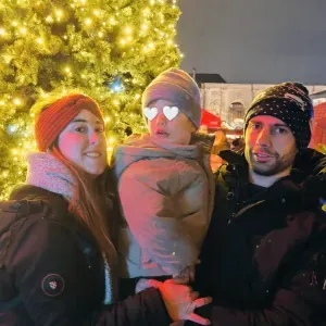 Baby-sitter, maman et auxiliaire de puériculture !