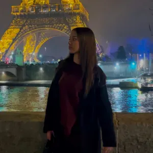 Étudiante sérieuse et à l'écoute 