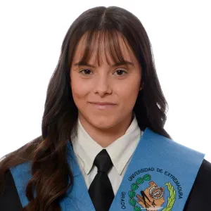 Canguro en Sevilla-Graduada en Educación Infantil 