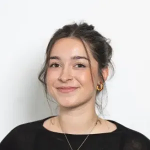 Baby-sitter experimentée et serieuse à Paris !
