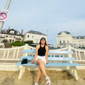 I'm looking for a job ménage near in Yerres.