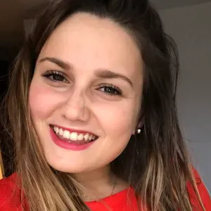 Baby-sitting et ménage – Disponible soirs et week-ends