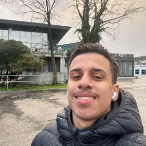 Cuido do seu cachorro quando precisar