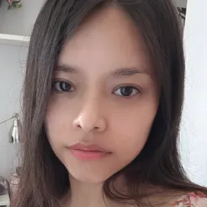 Assistenta gentile, empatiza, responsabile e impegnata