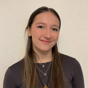 Baby-sitter expérimenté à Martigny