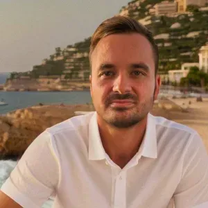 Aide aux courses et accompagnement seniors 