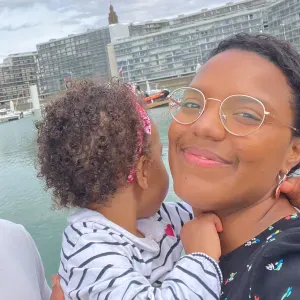 Baby-sitter expérimentée à Bethisy 