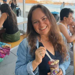 Cuidadora de idosos ou Limpeza