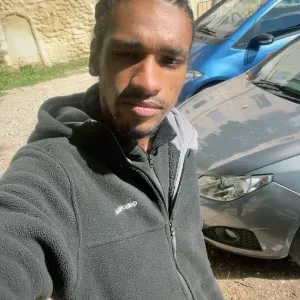 Baby-sitter expérimenté à Marseille 