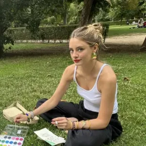 Pet-sitter attentionnée à Paris Disponible soirs & week-ends