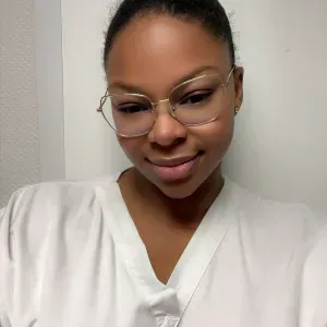 Baby sitter expérimentée à Melun 