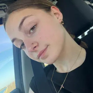 Baby-sitter ( nouvelle dans le milieu )