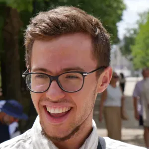 Accompagnant Éducatif et Social à domicile - Angers 