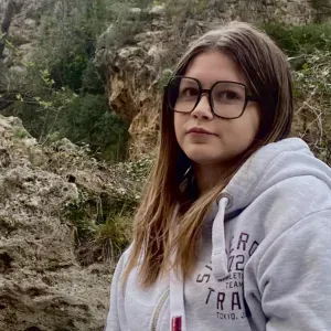 Donne des cours particuliers de la primaire au collège. 