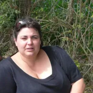 Baby Sitter expérimenté auxiliaire de puériculture diplômé 