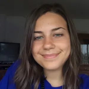 Baby-sitter expérimentée 95 // soutien