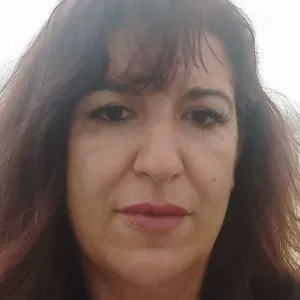  Sou a Sofia, 7 anos de experiência a apoiar crianças.