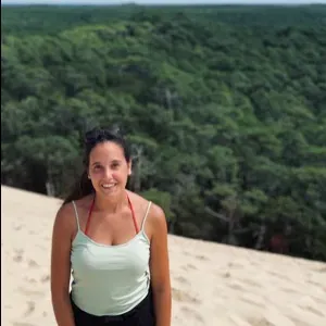 Baby-sitting expérimentée et infirmière